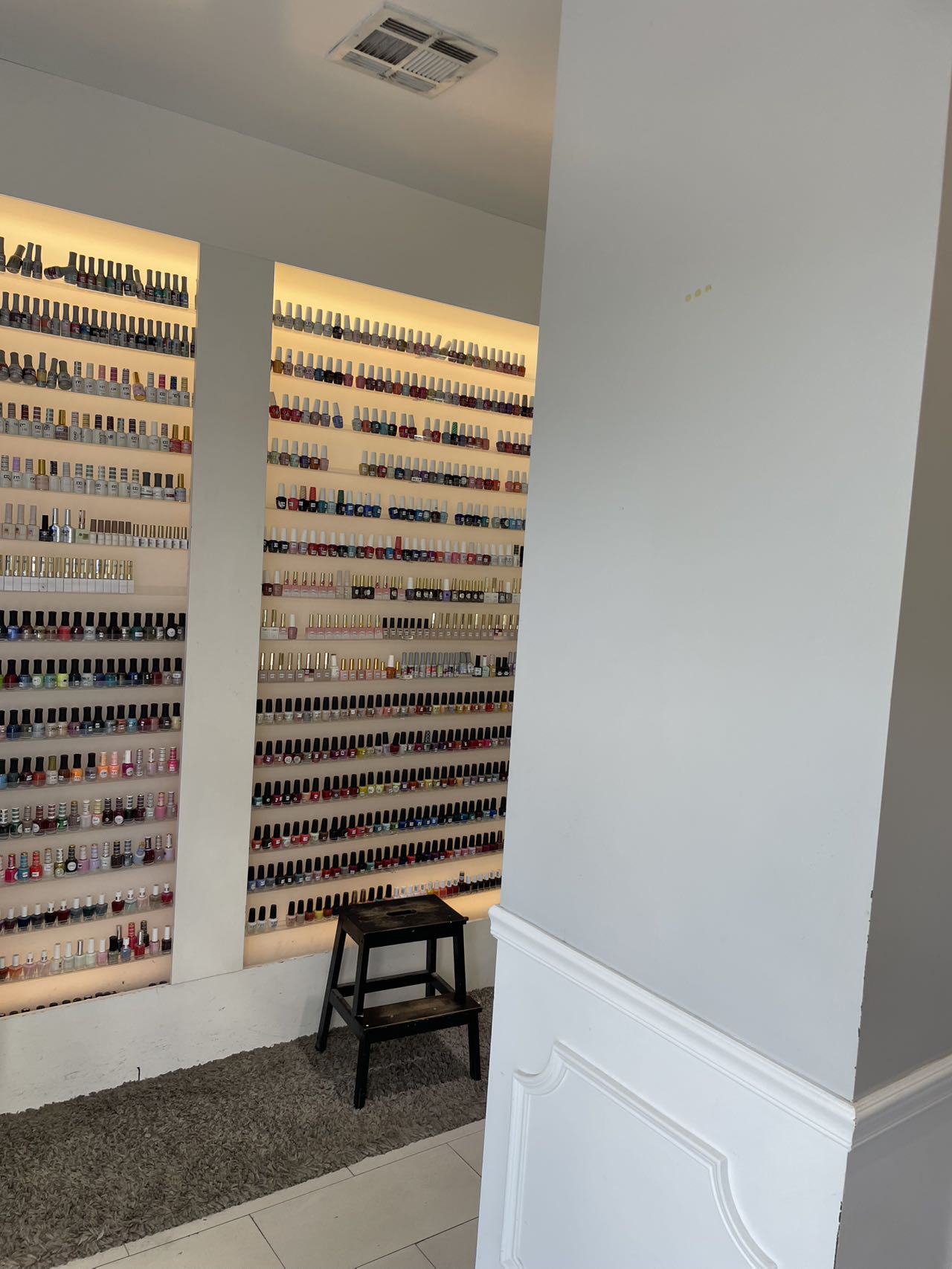Glamour Nails Richmond gallery image
